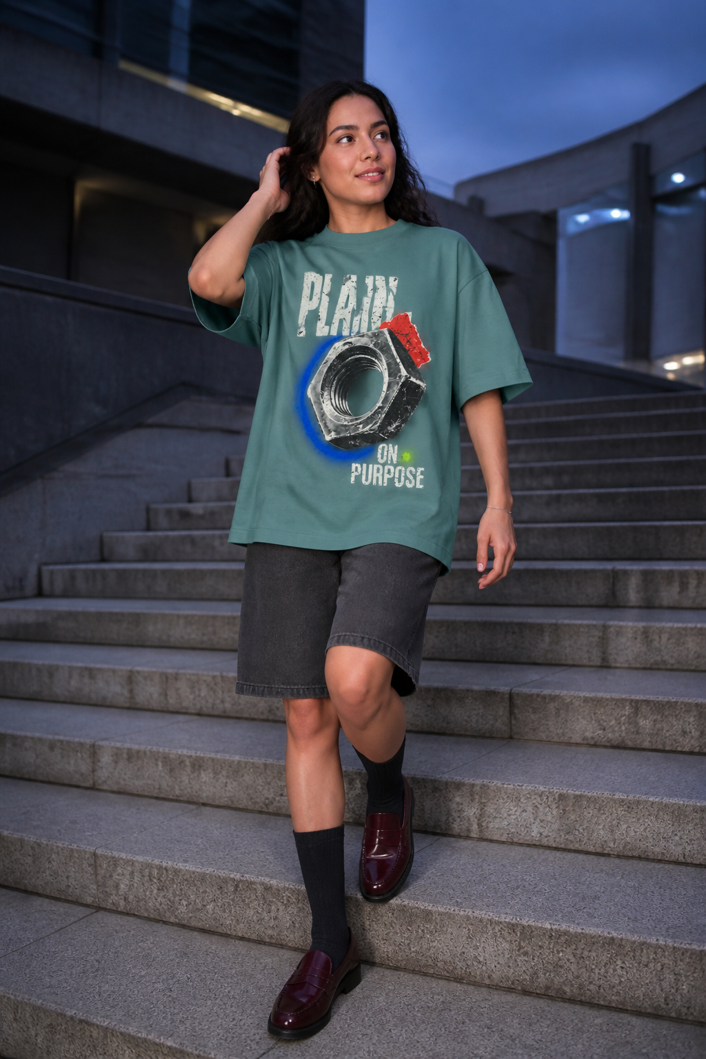 Model wearing the 3o1d PLAIN ON PURPOSE oversized T-shirt in Green Bay, front graphic.
